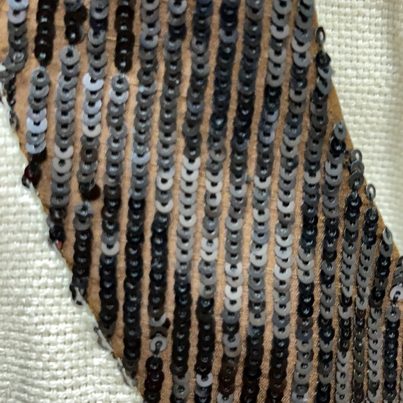 Beautiful top color brown and beige like New! - Picture 6 of 6